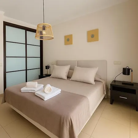 Appartement Golf - Vale Da Pinta T2 Com Piscina, Wi-fi E Ar Condicionado